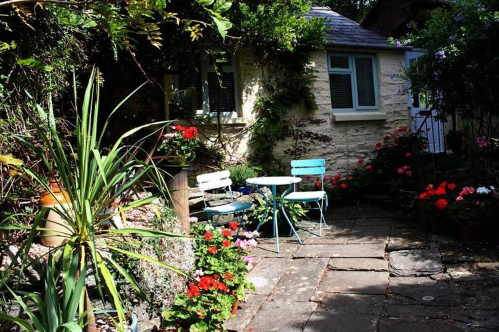 The Little Acorn Apartment Lydney Exterior photo